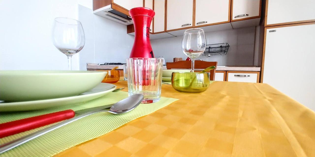 Casa Sunrise - Lovely Sea Front Apartment シャッカ エクステリア 写真