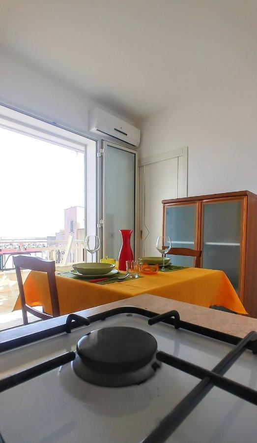 Casa Sunrise - Lovely Sea Front Apartment シャッカ エクステリア 写真