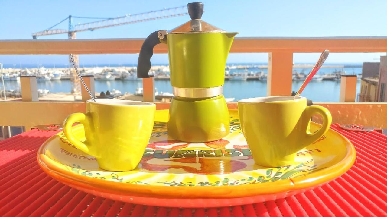Casa Sunrise - Lovely Sea Front Apartment シャッカ エクステリア 写真